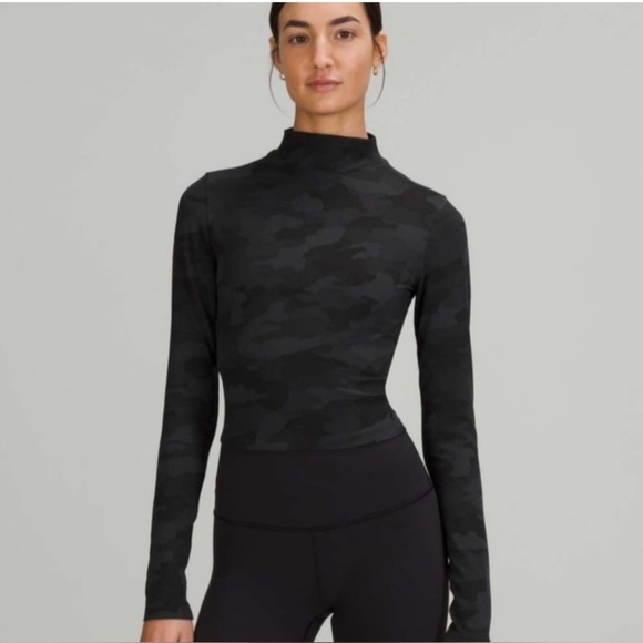 Lululemon All Aligned Mock Neck Long Sleeve black camo  size 4 - Picture 1 of 8